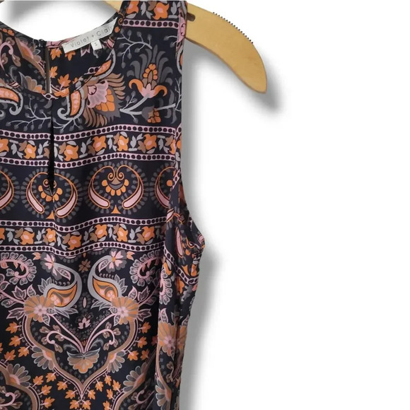 Violet + Claire Women's multicolor boho paisley print sleeveless blouse  - small - Picture 4 of 9